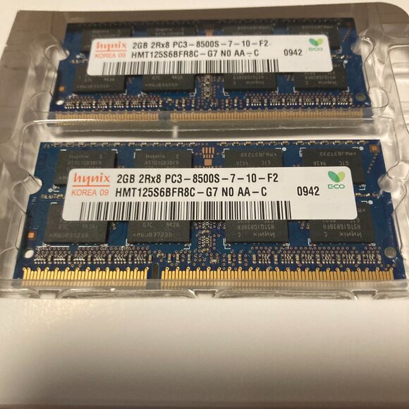 hynix 2gb 2rx8 pc3 8500s Lot of 2 (4gb Total) - Picture 2 of 2